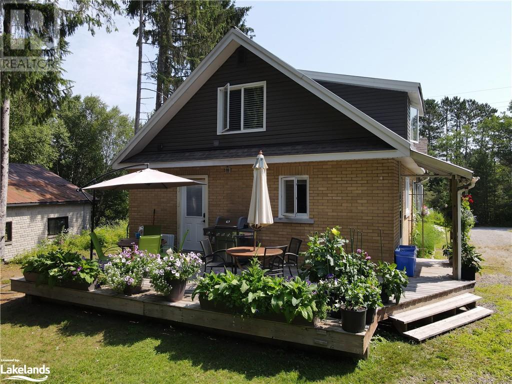 433 North Mary Lake Road, Huntsville, Ontario  P1H 1R9 - Photo 2 - 40590057