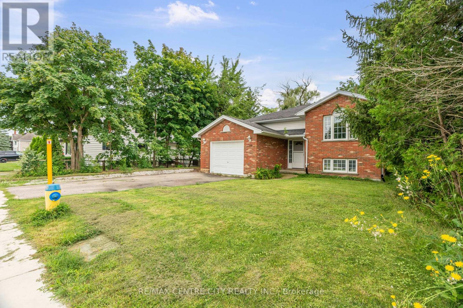 266 Elizabeth Street, Southwest Middlesex (Glencoe), Ontario  N0L 1M0 - Photo 3 - X9268236