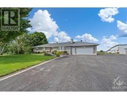 317 DU GOLF ROAD, hammond, Ontario