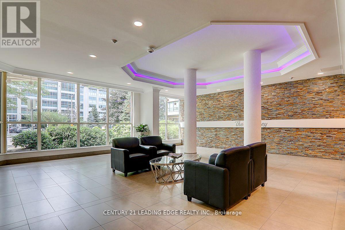 404 - 250 Webb Drive, Mississauga (City Centre), Ontario  L5B 3Z4 - Photo 4 - W9268282