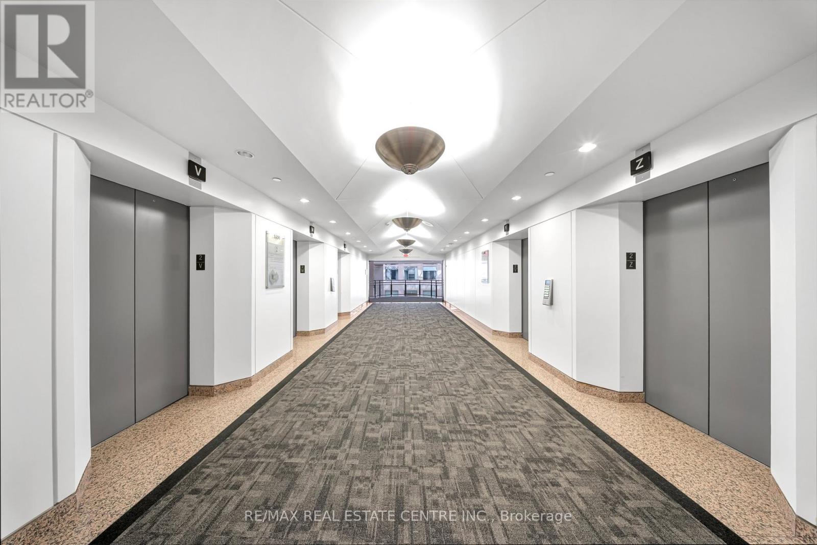 200 - 5700 Yonge Street Suite - B Road, Toronto, Ontario  L5N 1W1 - Photo 24 - C9268390