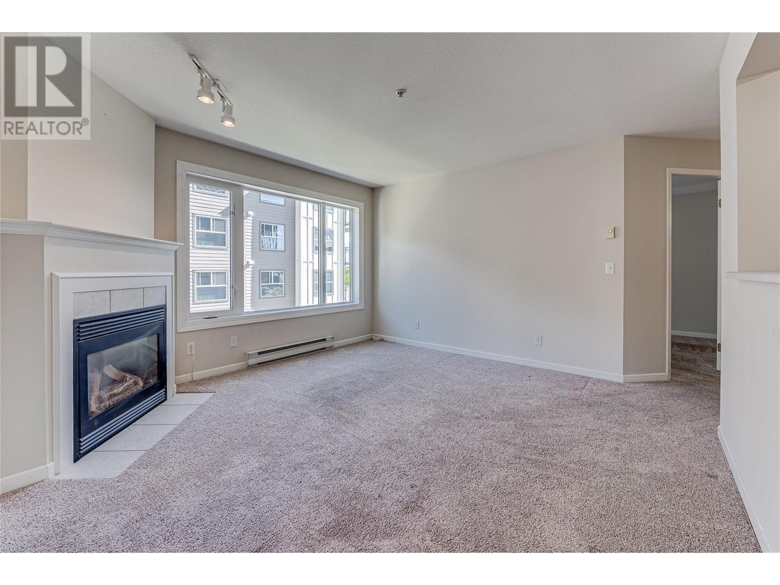 3320 Centennial Drive Unit# 209 Vernon