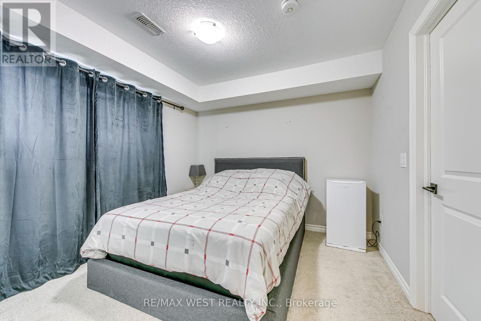 41 - 253 Chapel Hill Drive, Kitchener, Ontario  N2R 0S4 - Photo 25 - X9268608