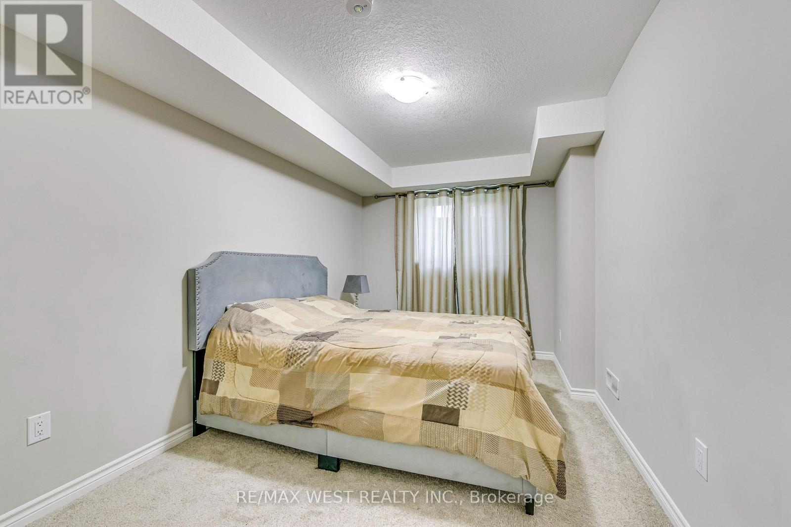 41 - 253 Chapel Hill Drive, Kitchener, Ontario  N2R 0S4 - Photo 30 - X9268608