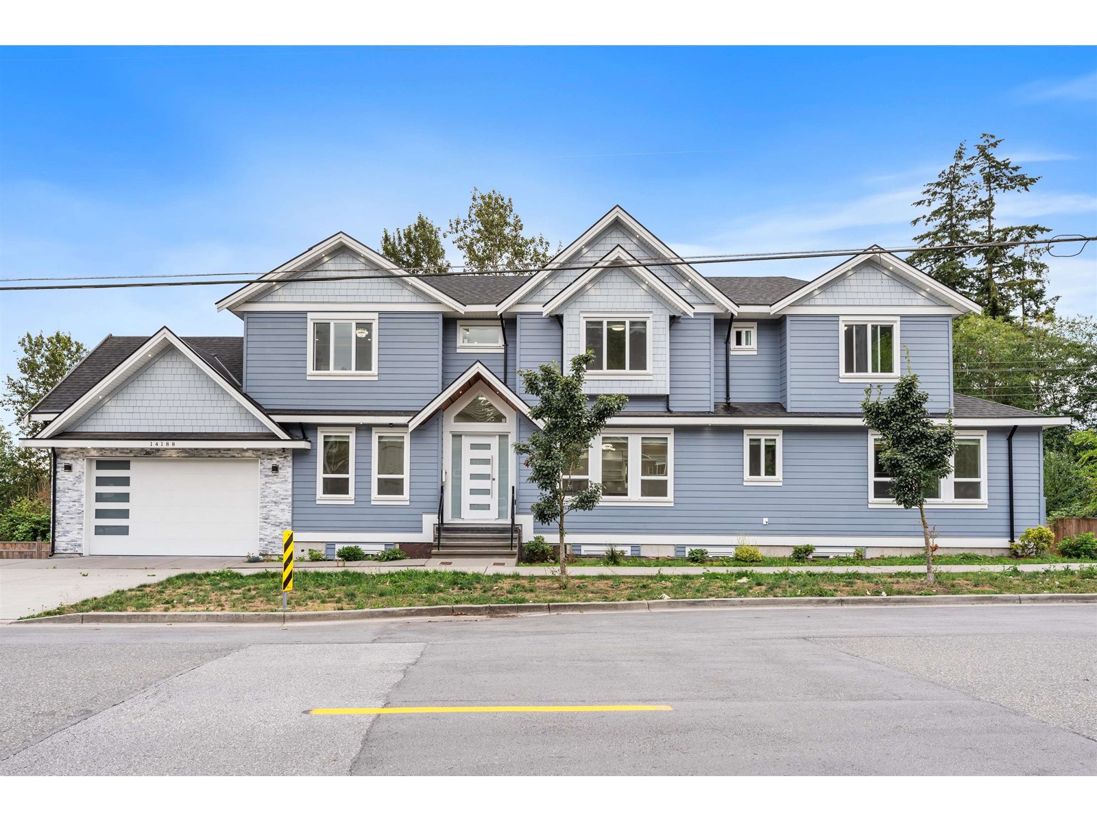 Property at 14188 68 AVENUE image 1