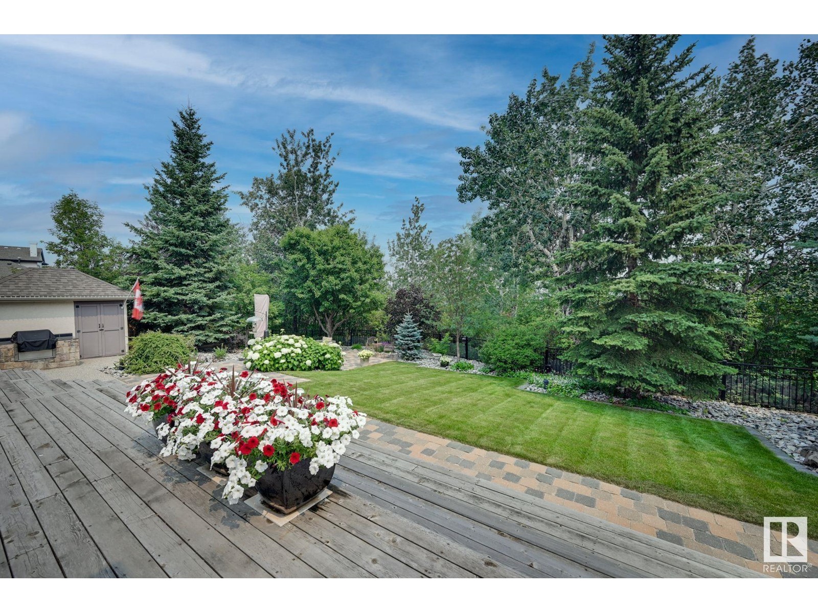 925 Hollingsworth Bn Nw, Edmonton, Alberta  T6R 3L3 - Photo 43 - E4391198