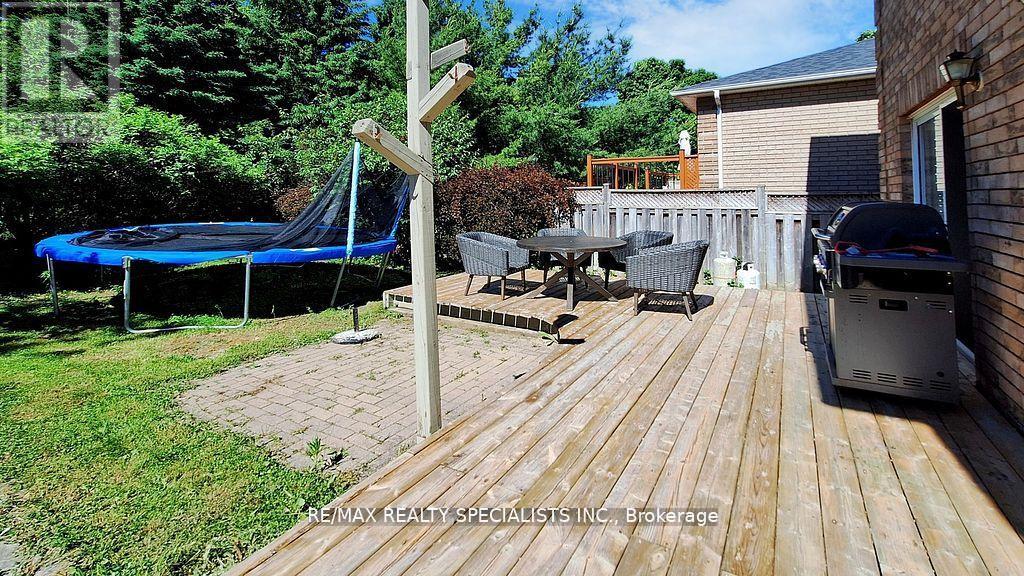 30 Coughlin Road N, Barrie (Holly), Ontario  L4N 8S4 - Photo 4 - S9268654