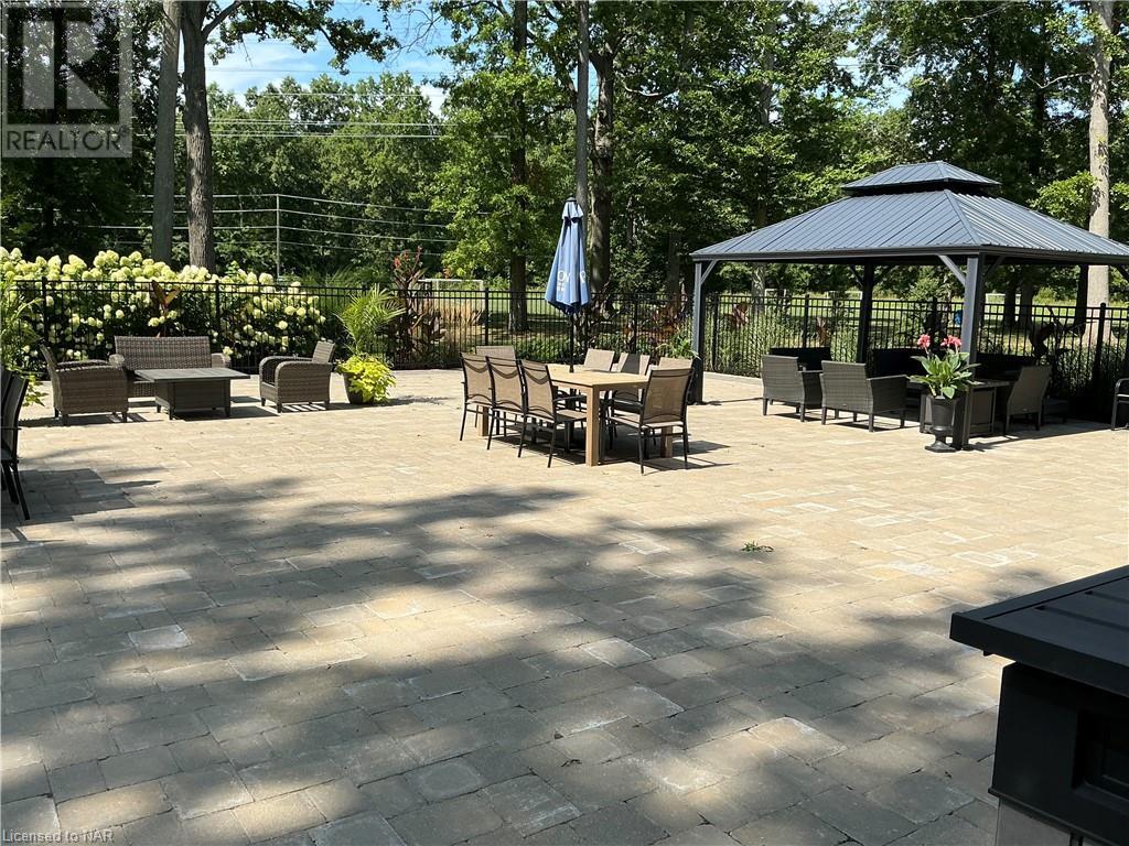 105 Vansickle Road Road, St. Catharines, Ontario  L2S 0G4 - Photo 28 - 40636732