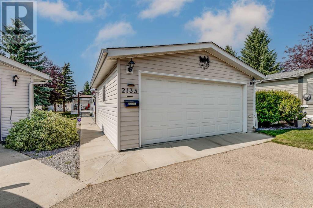 2135 Danielle Drive, red deer, Alberta