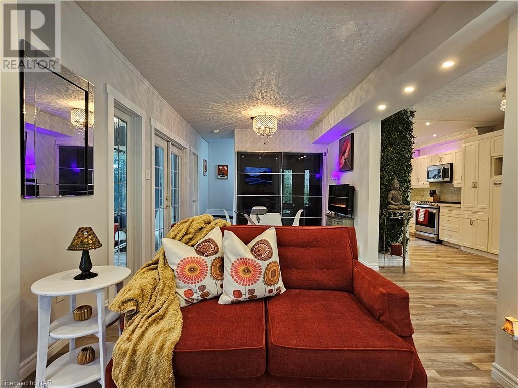 381 Washington Road, Fort Erie, Ontario  L2A 4K5 - Photo 9 - 40636813