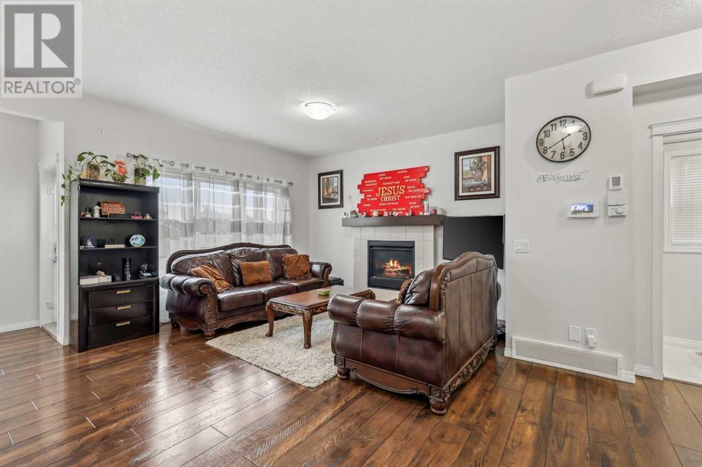 135 Masters Rise Se, Calgary, Alberta  T3M 2L5 - Photo 4 - A2148999