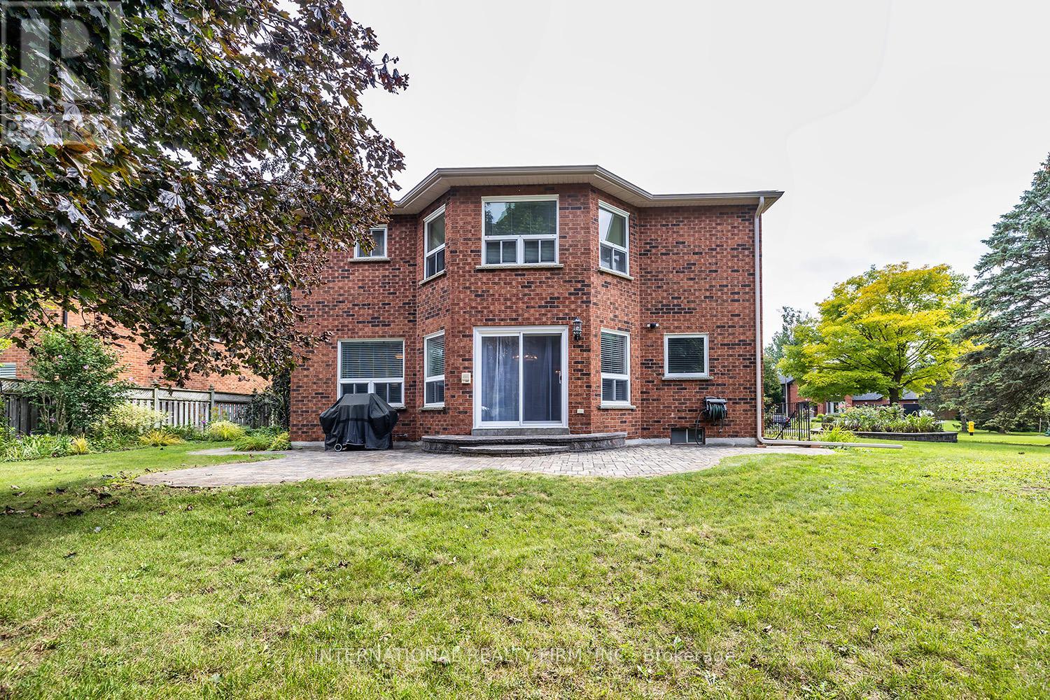 6 Briargreen Court W, Whitby (Williamsburg), Ontario  L1R 1P9 - Photo 25 - E9268984