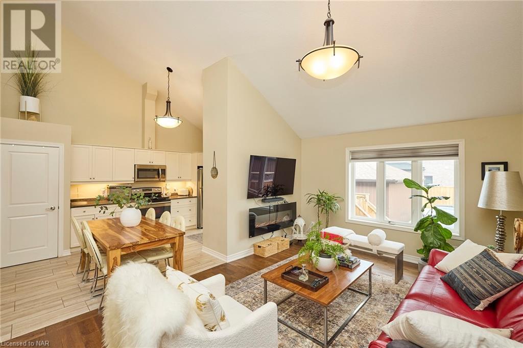 106 Summersides Boulevard, Fonthill, Ontario  L0S 1E0 - Photo 3 - 40637037