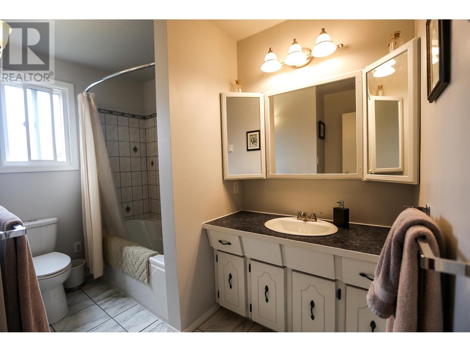 446 Oriole Way, Barriere, British Columbia  V0E 1E0 - Photo 16 - 180540