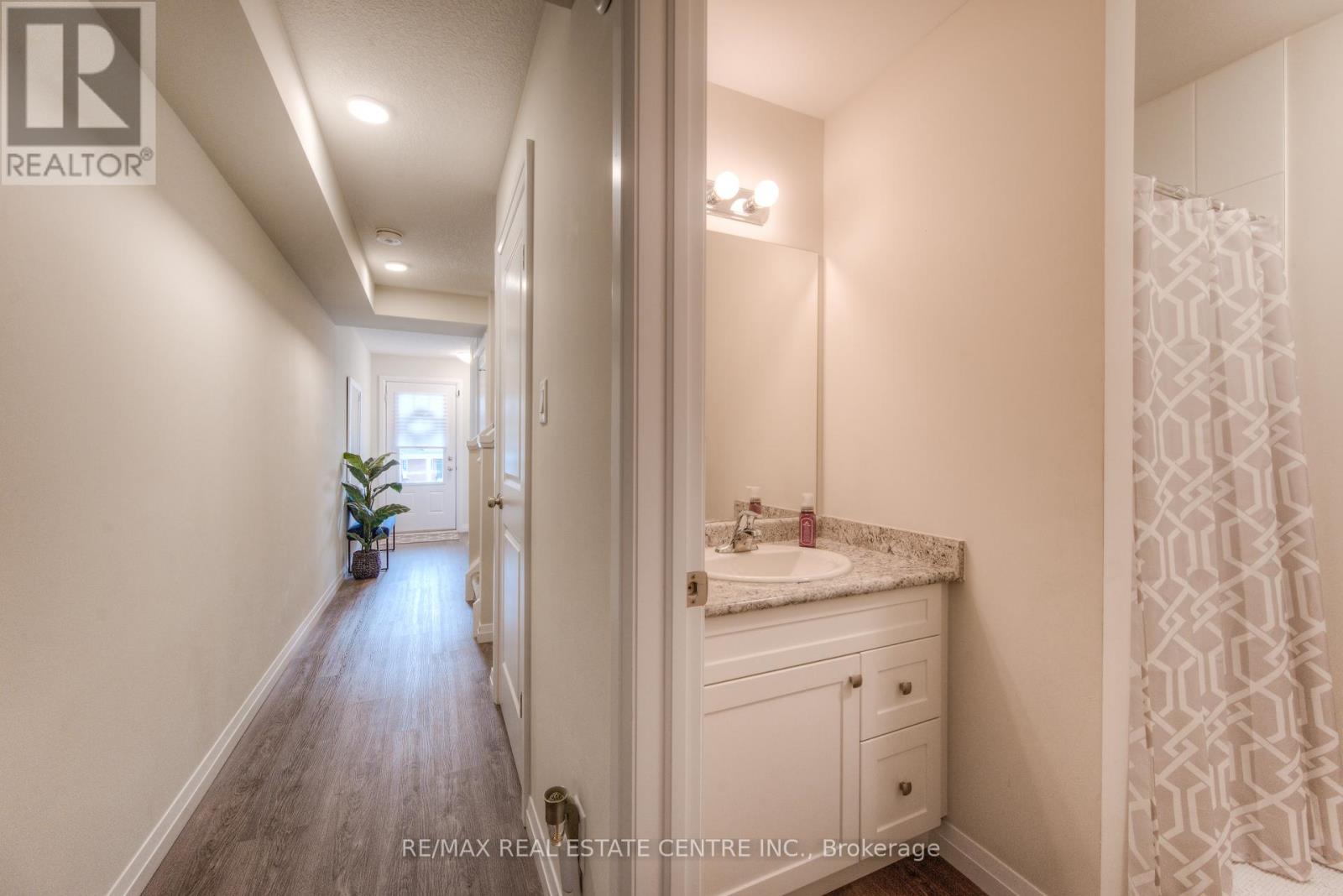 D7 - 24 Morrison Road, Kitchener, Ontario  N2A 0L1 - Photo 6 - X9269503