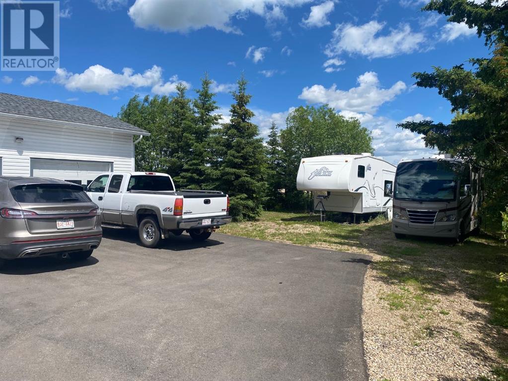 21404 Secondary Highway 605, Rural Camrose County, Alberta  T0B 0H0 - Photo 11 - A2146475