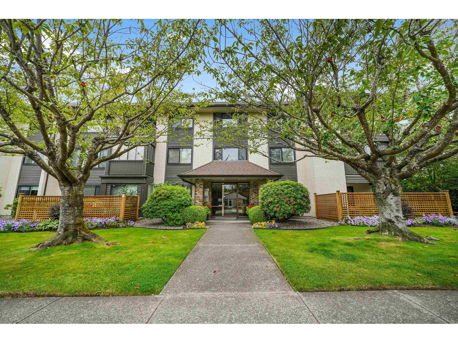 102 1531 Merklin Street, White Rock, British Columbia  V4B 4C6 - Photo 29 - R2918168