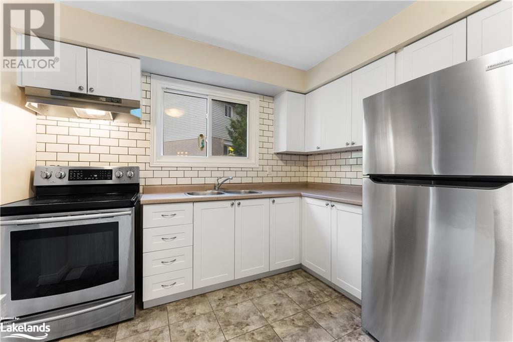 1095 Mississaga Street W Unit# 55, Orillia, Ontario  L3V 6W7 - Photo 9 - 40627396