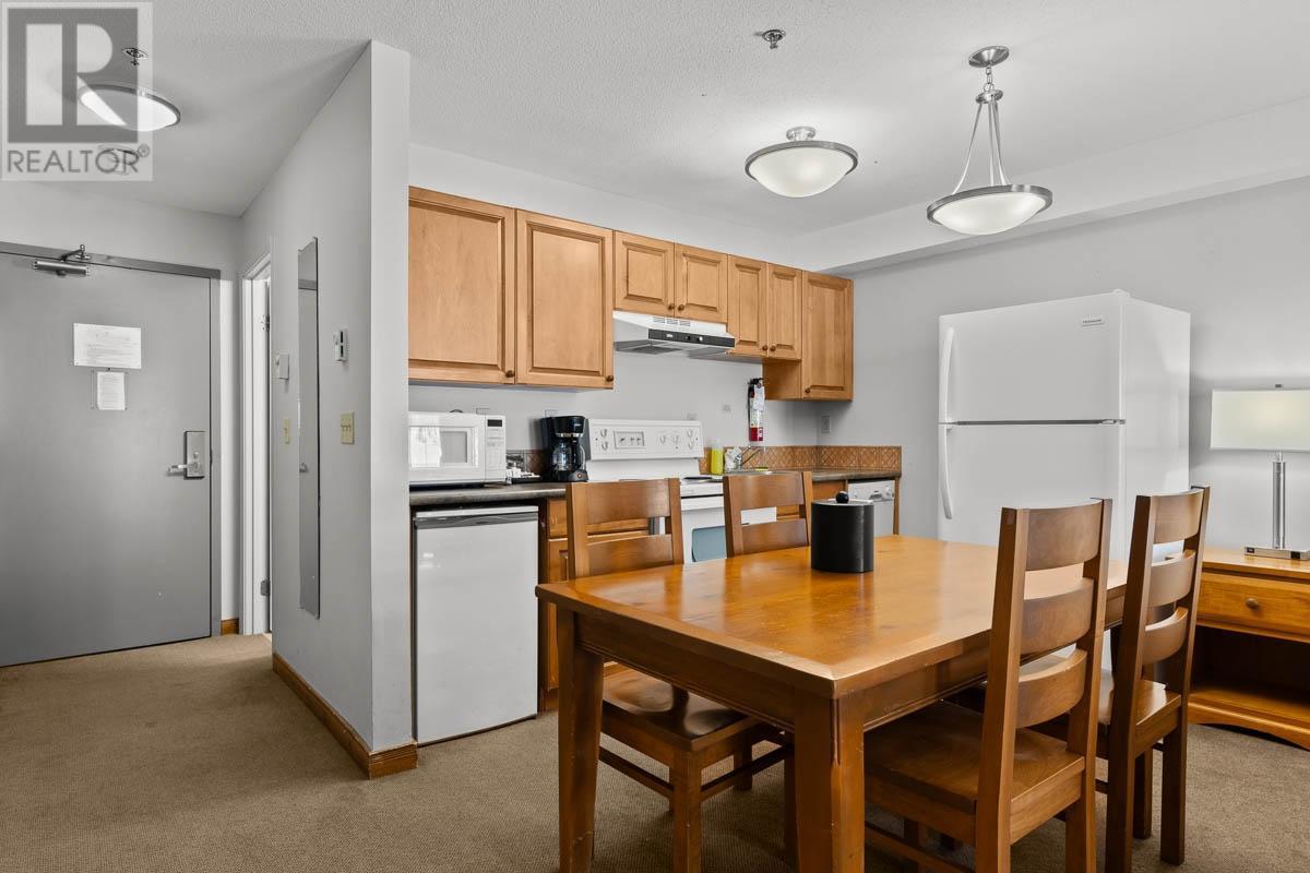 202-3160 Creekside Way, Sun Peaks, British Columbia  V0E 5N0 - Photo 4 - 180547