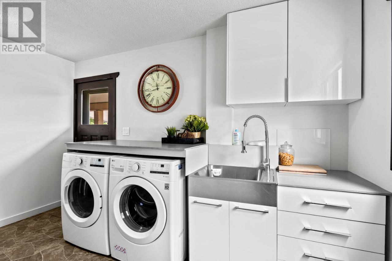 4853 Clearwater Valley Rd, Clearwater, British Columbia  V0E 1N1 - Photo 16 - 180546