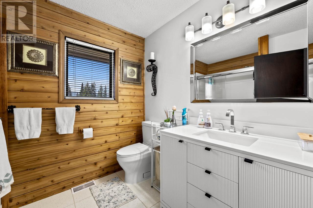 4853 Clearwater Valley Rd, Clearwater, British Columbia  V0E 1N1 - Photo 24 - 180546