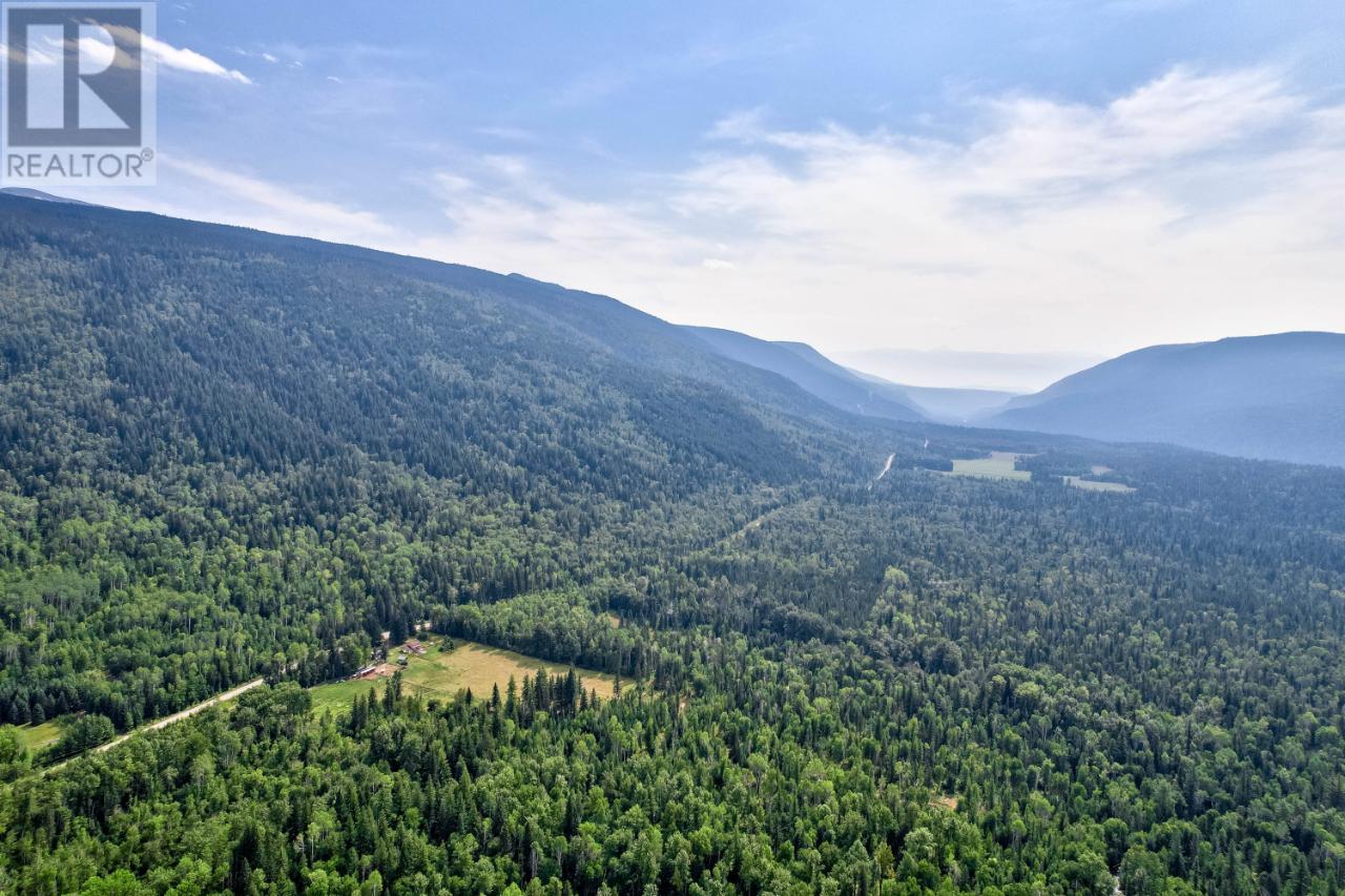 4853 Clearwater Valley Rd, Clearwater, British Columbia  V0E 1N1 - Photo 40 - 180546