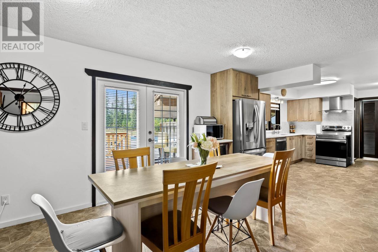 4853 Clearwater Valley Rd, Clearwater, British Columbia  V0E 1N1 - Photo 6 - 180546