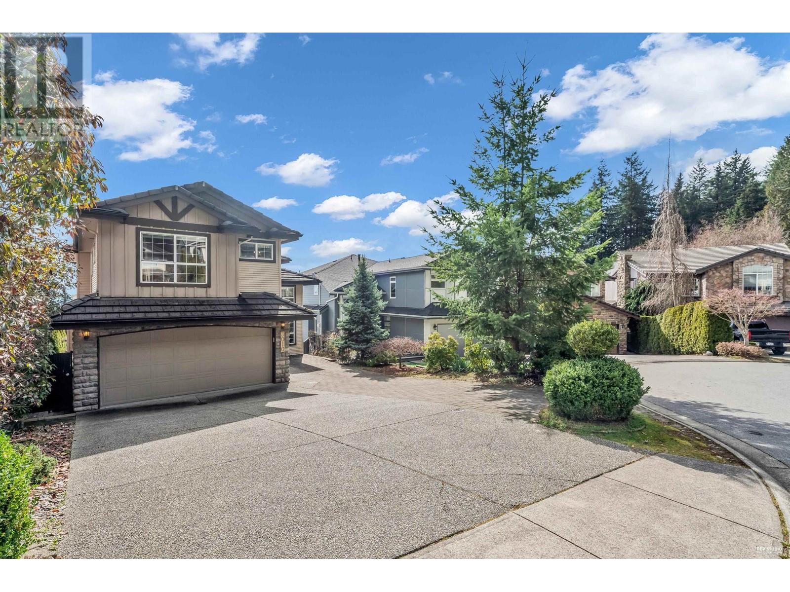 3010 Maplewood Court, Coquitlam, British Columbia  V3E 3P3 - Photo 4 - R2918162