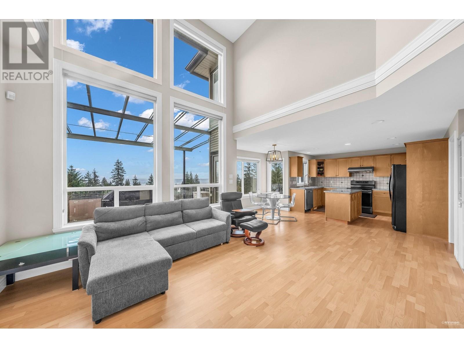 3010 Maplewood Court, Coquitlam, British Columbia  V3E 3P3 - Photo 7 - R2918162