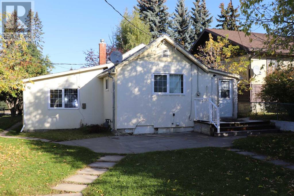 Property at 5021 6 Avenue image 5