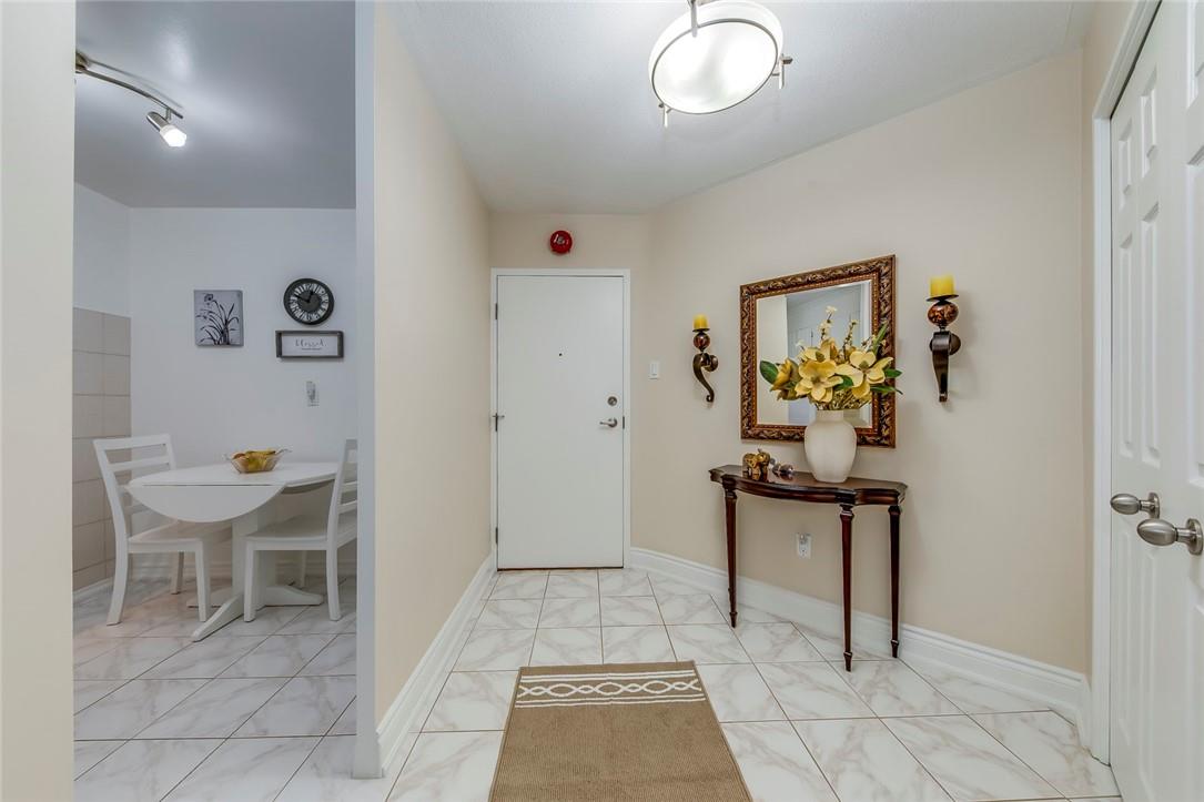 2323 Confederation Parkway, Unit #802, Mississauga, Ontario  L5B 1R5 - Photo 6 - H4204715