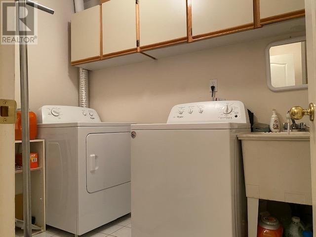 Listing Picture 18 of 20 : 3754 ELMWOOD STREET, Burnaby / 本拿比 - 魯藝地產 Yvonne Lu Group - MLS Medallion Club Member