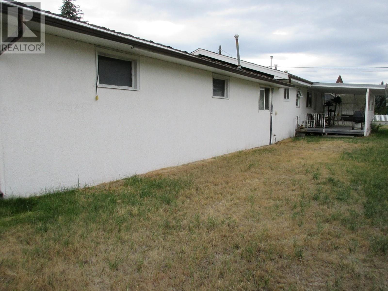 2025 Chapman Street, Merritt, British Columbia  V1K 1B8 - Photo 31 - 180553