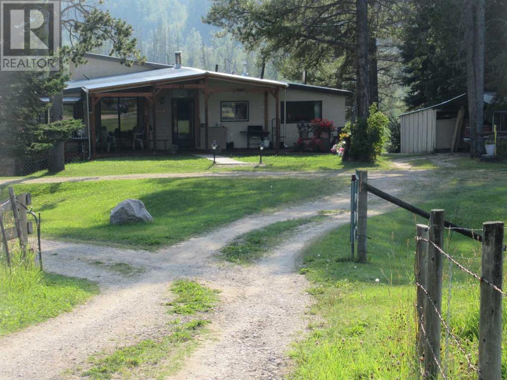 352080 Highway 22, rural clearwater county, Alberta