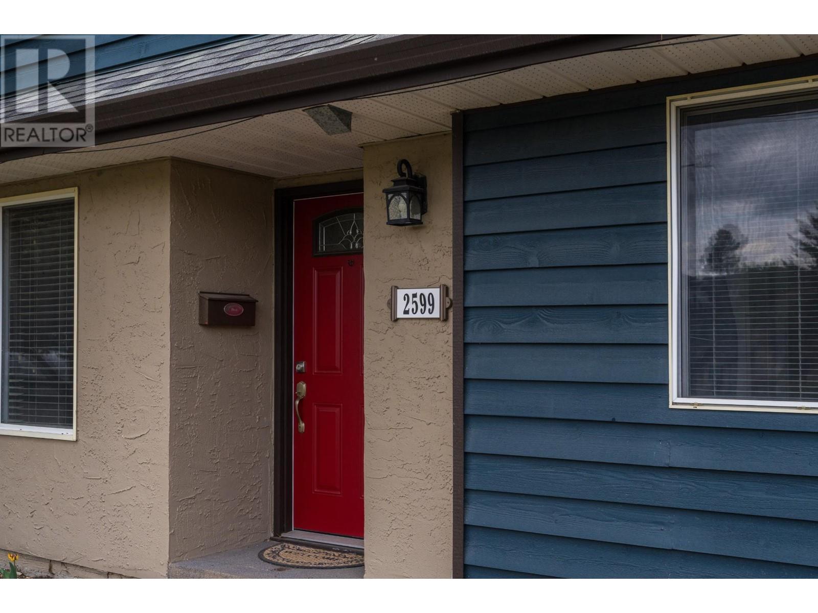 2599 Qu'appelle Blvd, Kamloops, British Columbia  V2E 1V2 - Photo 4 - 180549