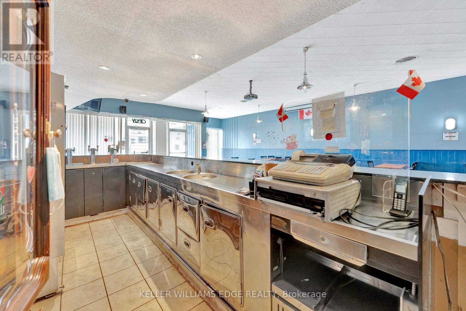 225 Parkdale Avenue N, Hamilton (Normanhurst), Ontario L8H 5X4 - Photo 8 - X9269880