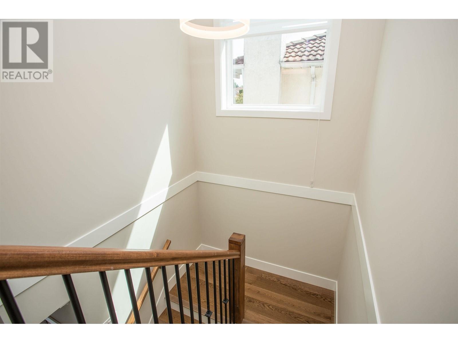 2028 E 42nd Avenue, Vancouver, British Columbia  V5P 1L8 - Photo 15 - R2918223