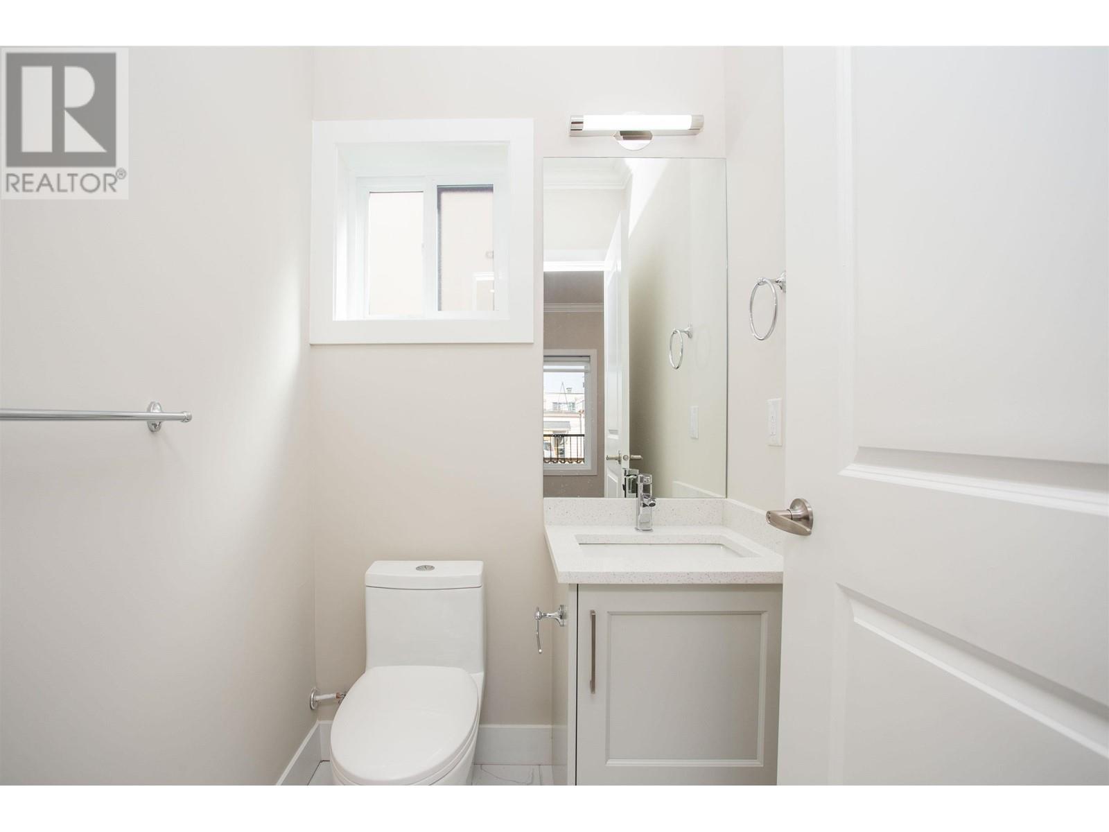 2028 E 42nd Avenue, Vancouver, British Columbia  V5P 1L8 - Photo 16 - R2918223