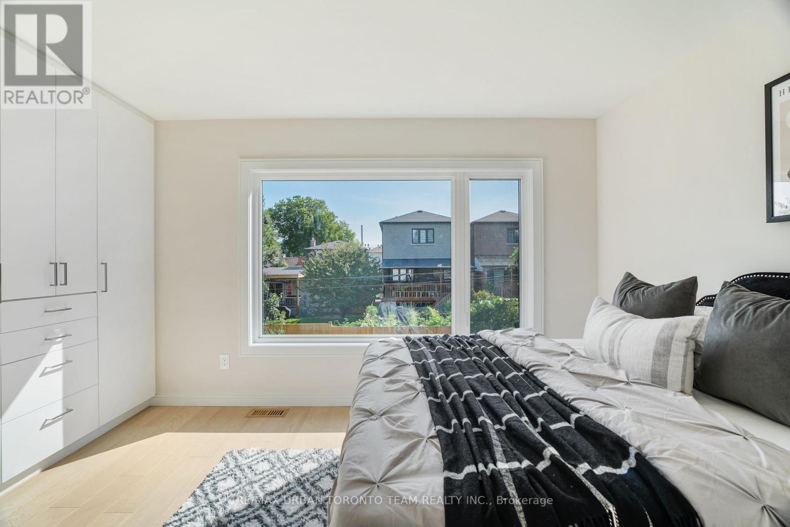 15a Medford Avenue, Toronto (Birchcliffe-Cliffside), Ontario  M1L 4G1 - Photo 24 - E9269970