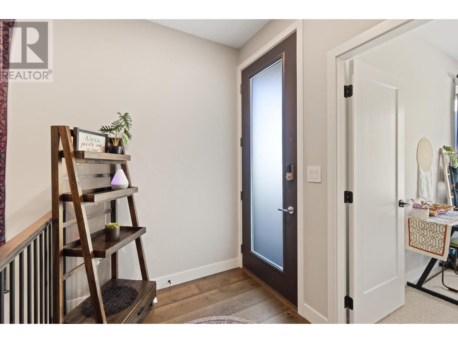 106-2045 Stagecoach Drive, Kamloops, British Columbia  V2B 0H8 - Photo 5 - 180555