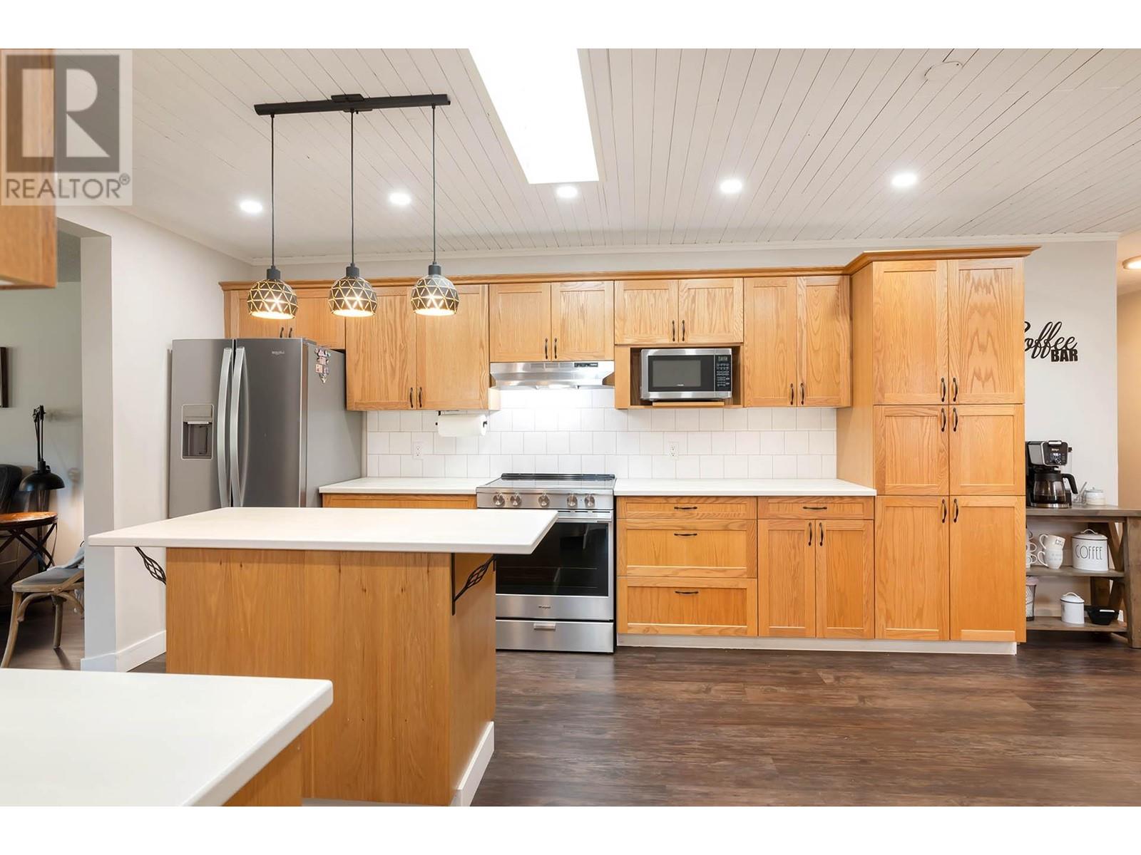 41 Lakeview Drive, Clearwater, British Columbia  V0E 1N2 - Photo 10 - 180557