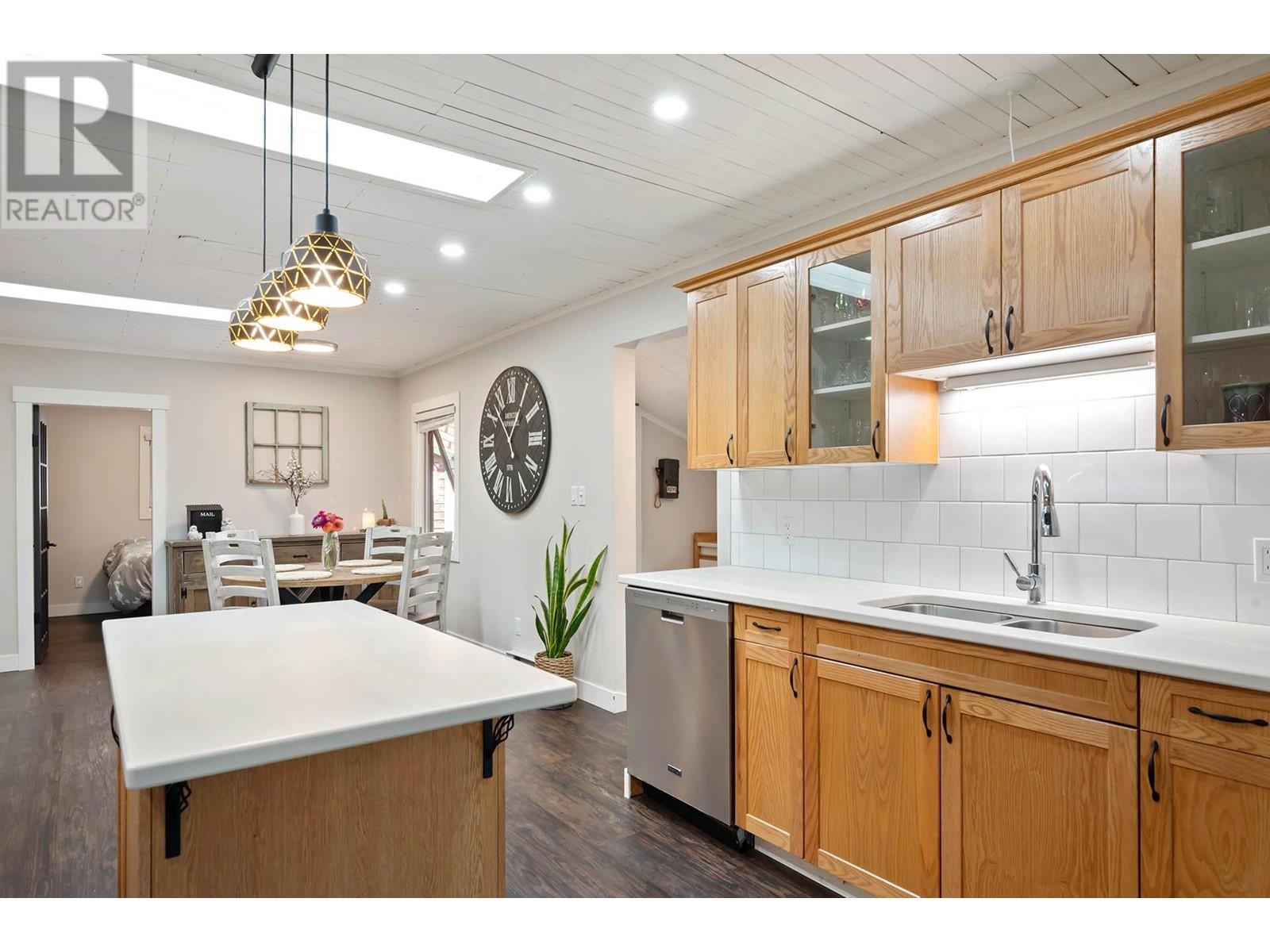 41 Lakeview Drive, Clearwater, British Columbia  V0E 1N2 - Photo 16 - 180557