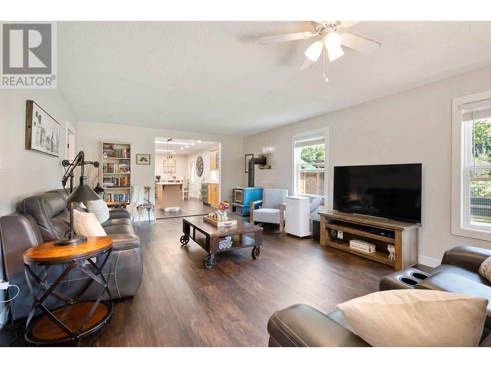 41 Lakeview Drive, Clearwater, British Columbia  V0E 1N2 - Photo 9 - 180557