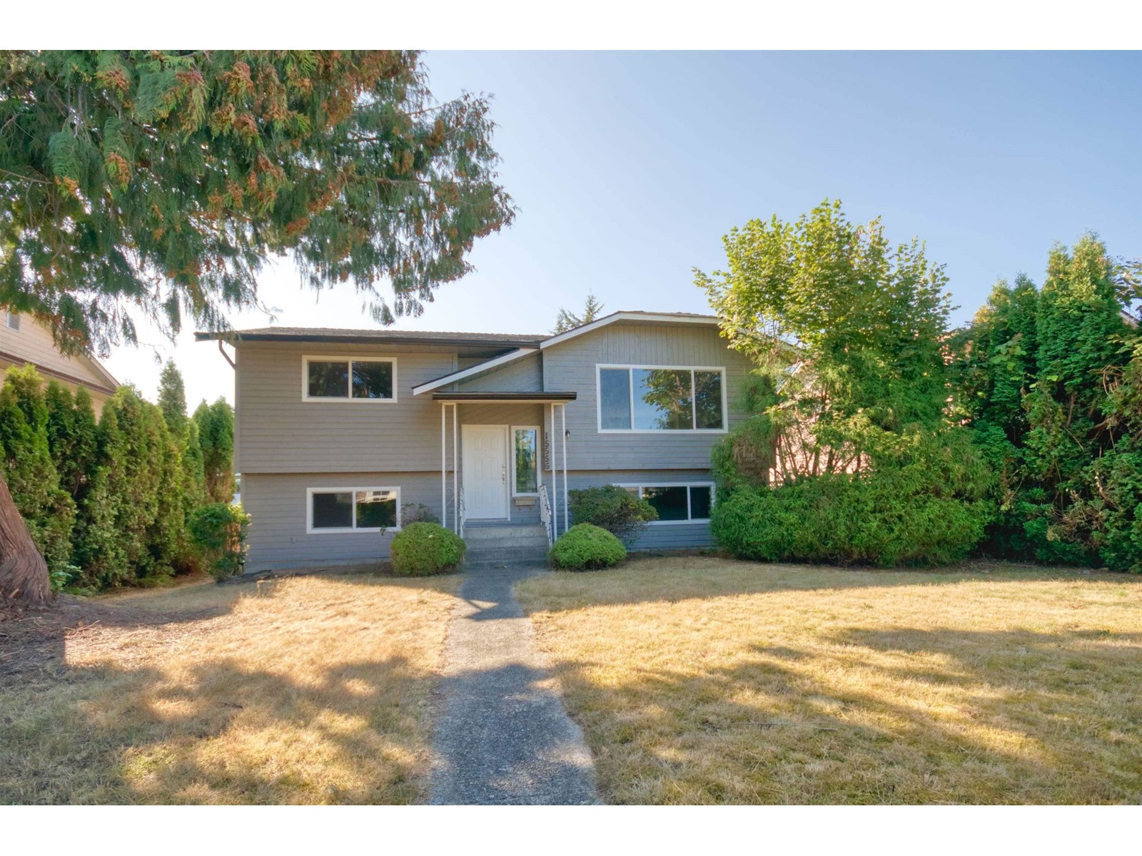 Property at 15556 100 AVENUE image