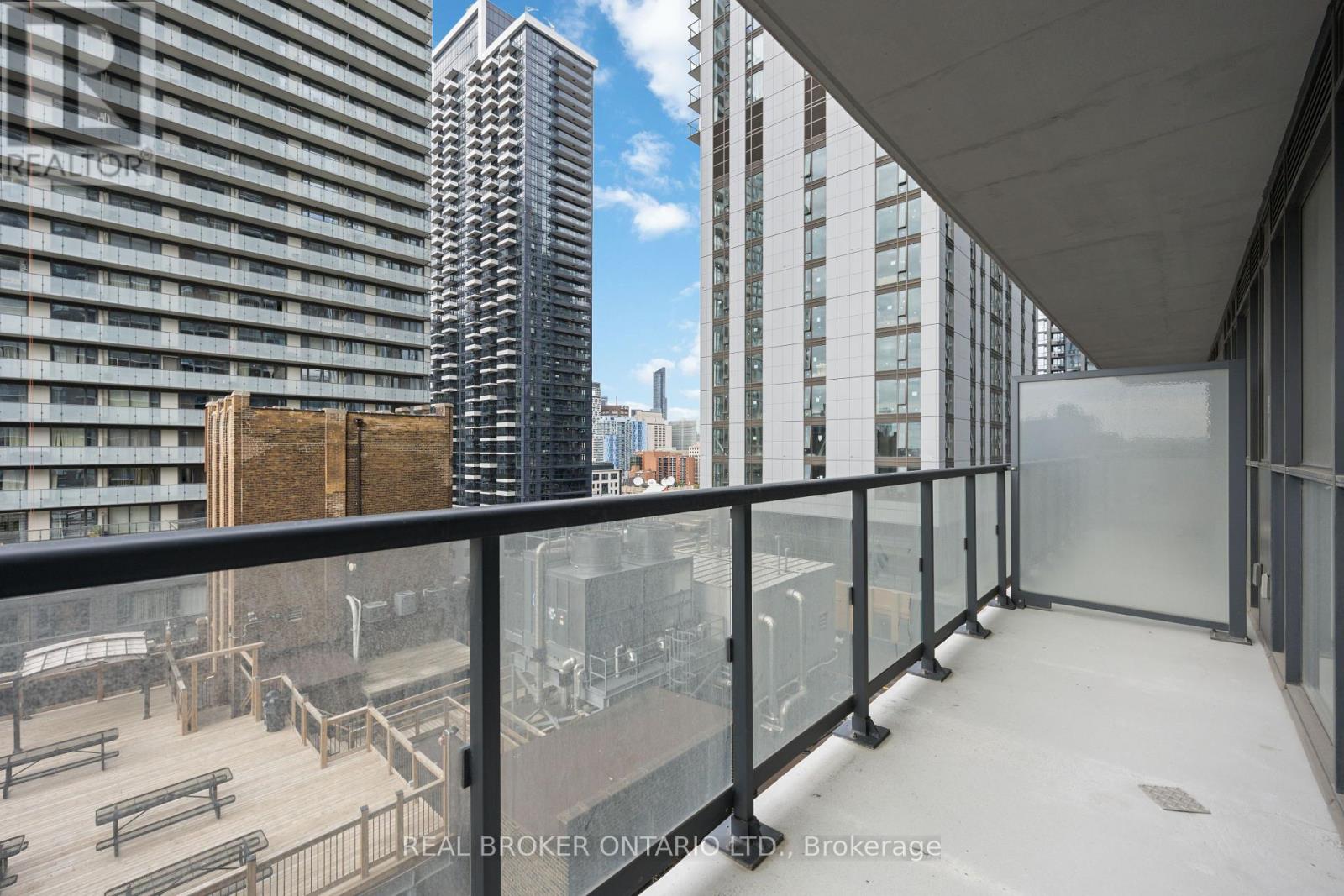 1607 - 87 Peter Street, Toronto, Ontario  M5V 0P1 - Photo 15 - C9270145