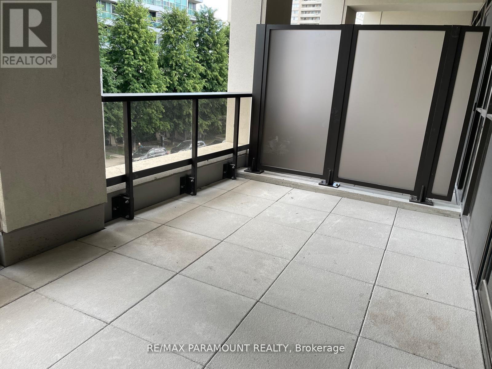 211 - 30 Elm Drive W, Mississauga (City Centre), Ontario  L5B 1L9 - Photo 10 - W9270124