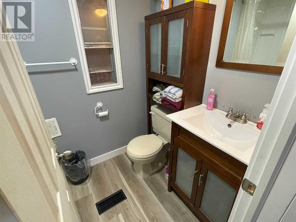 341, 133 Jarvis Street, Hinton, Alberta  T7V 1R9 - Photo 12 - A2159282