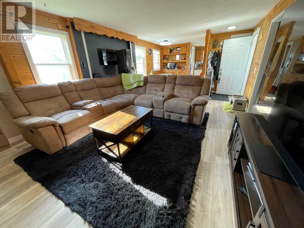 341, 133 Jarvis Street, Hinton, Alberta  T7V 1R9 - Photo 4 - A2159282
