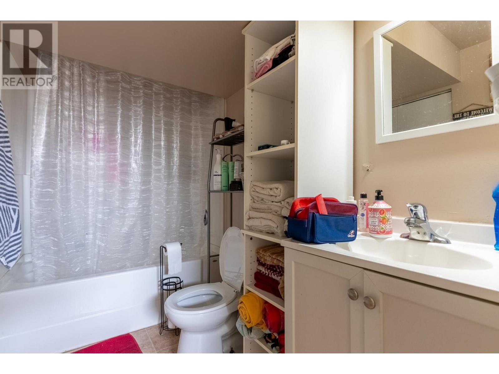 923 12th Street, Kamloops, British Columbia  V2B 3C3 - Photo 23 - 180559