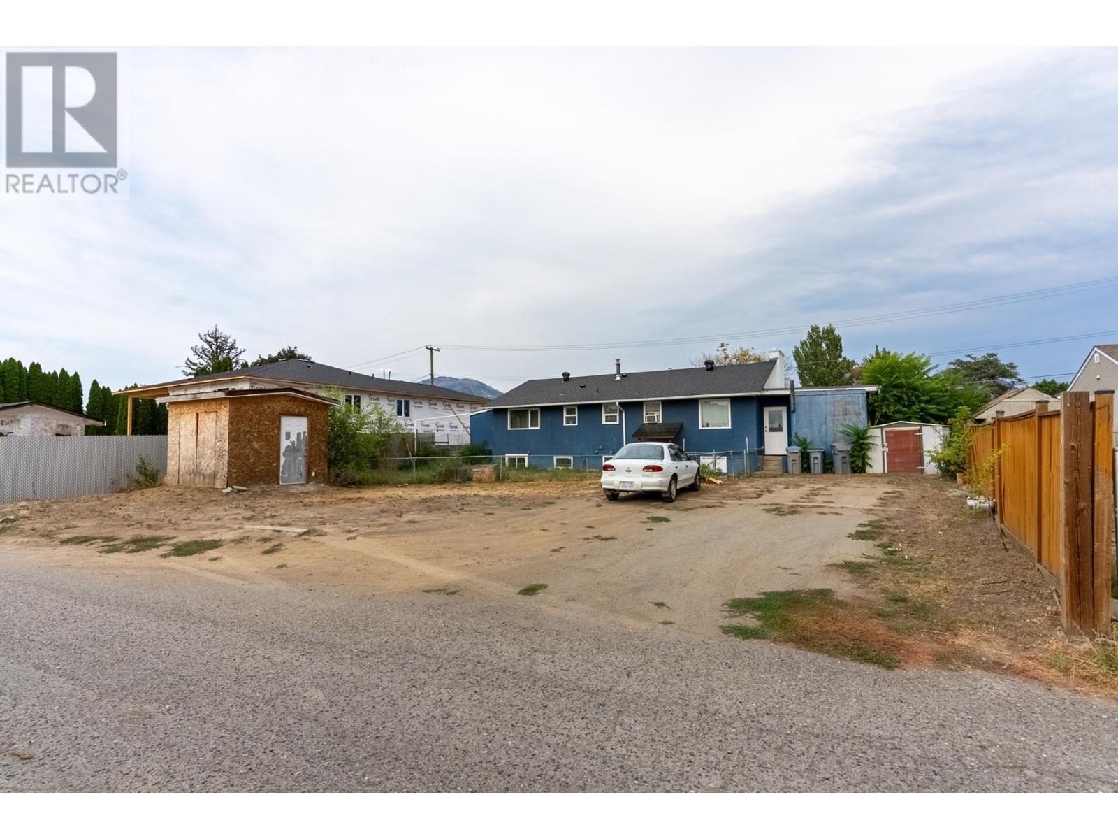 923 12th Street, Kamloops, British Columbia  V2B 3C3 - Photo 30 - 180559